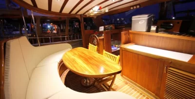 https://www.bodrumturquoiseviptours.com/ Royal Boat